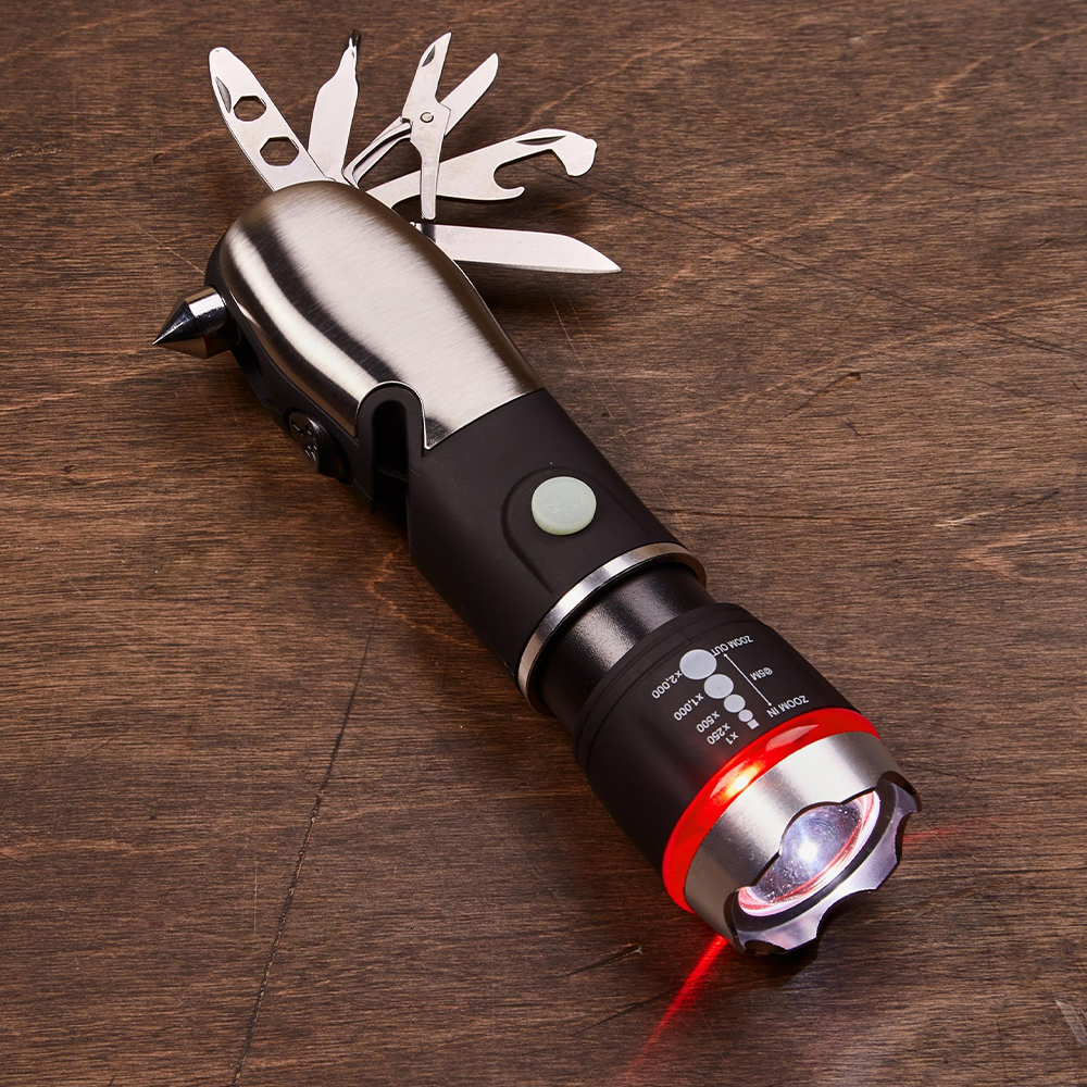 Multifunctional Flashlight - كشاف متعدد الوظائف_0006_09A0865-flashlight-multi-tool-d-0027
