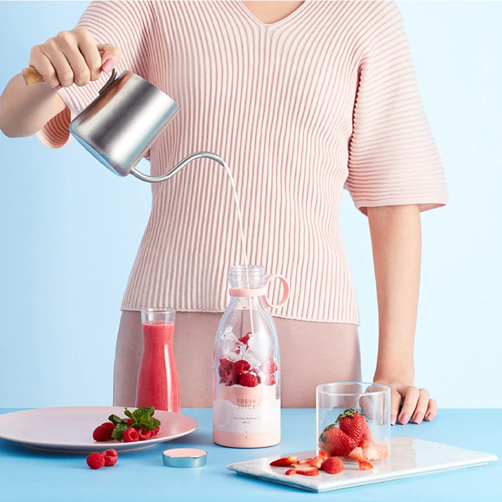 Portable Blender1_0000_Layer 5